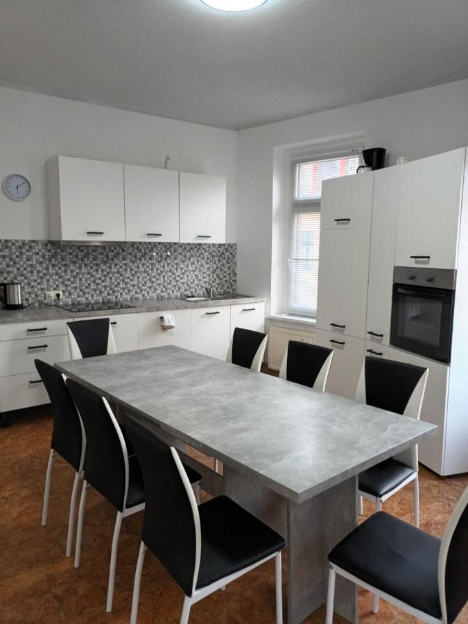 Rockys Ferienwohnung Mitte Markkleeberg Exterior foto